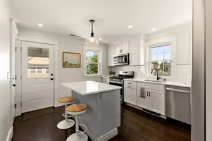 84 Beacon St, Arlington, MA 02474 - Photo 13