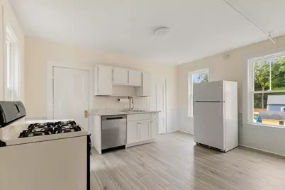 286 Albion St, Wakefield, MA 01880 - Photo 13