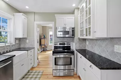 43 Ruby Avenue, Marblehead, MA 01945 - Photo 15