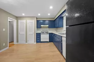 18 Standish Ave, Plymouth, MA 02360 - Photo 9