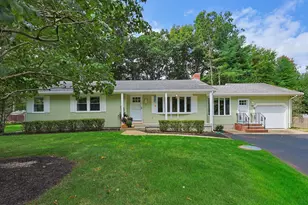 45 Surrey Dr, Mansfield, MA 02048 - Photo 1