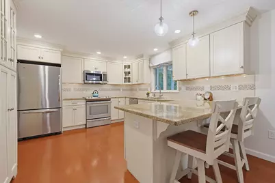 45 Surrey Dr, Mansfield, MA 02048 - Photo 5