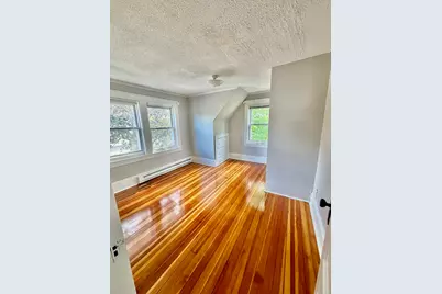 2157 Northampton St #2, Holyoke, MA 01040 - Photo 1