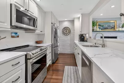 34 Hancock St. #4A, Boston, MA 02114 - Photo 5