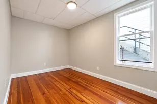 1653 Acushnet Ave, New Bedford, MA 02746 - Photo 7