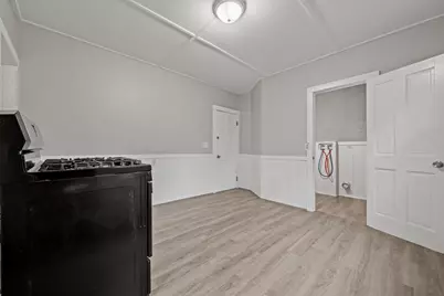 99 Laurel Ave, Haverhill, MA 01835 - Photo 9