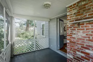 7 Pilgrim Rd, Reading, MA 01867 - Photo 17
