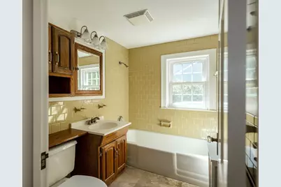 7 Pilgrim Rd, Reading, MA 01867 - Photo 11