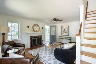 7 Pilgrim Rd, Reading, MA 01867 - Photo 5