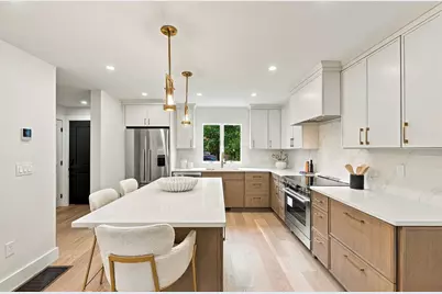 641 Chestnut Hill Avenue, Brookline, MA 02445 - Photo 9