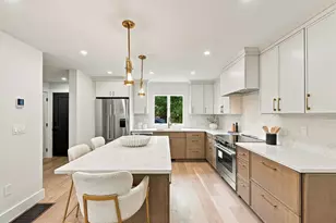 641 Chestnut Hill Ave, Brookline, MA 02445 - Photo 9