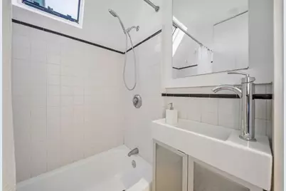 26 Spring Garden St, Boston, MA 02125 - Photo 25