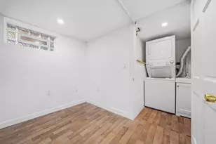 26 Spring Garden St, Boston, MA 02125 - Photo 29