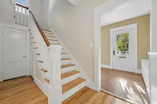 27 Pomona Rd, Worcester, MA 01602 - Photo 9