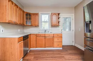 81 Walnut St, West Bridgewater, MA 02379 - Photo 9
