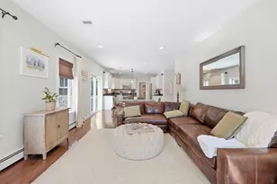 19 Brookmeadow Ln, Grafton, MA 01560 - Photo 11