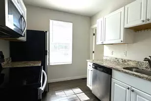 75 Williams St, Chelsea, MA 02150 - Photo 1