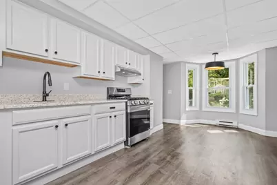 112 Hampshire St #1, Lowell, MA 01850 - Photo 7