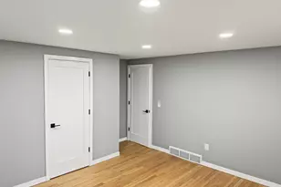 45 Leverett Rd, Amherst, MA 01002 - Photo 11