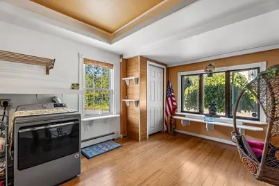 91 Currier St, Methuen, MA 01844 - Photo 5