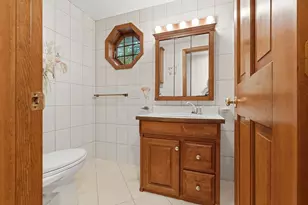 6 Bruce Rd, Danvers, MA 01923 - Photo 17