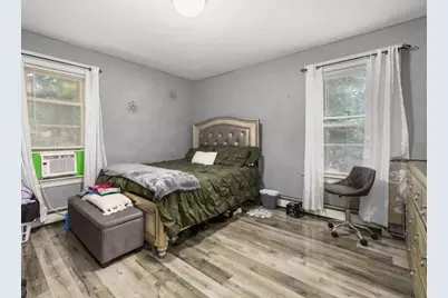 628 Cumberland Hill Rd, Woonsocket, RI 02895 - Photo 13