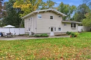 158 Rocky Hill Rd, Hadley, MA 01035 - Photo 3
