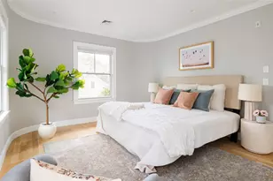 29 Elm St, Brookline, MA 02445 - Photo 9