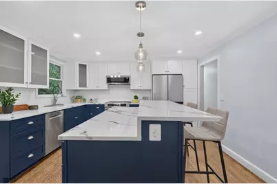 523 Greendale Ave, Needham, MA 02492 - Photo 5