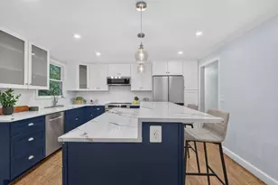 523 Greendale Ave, Needham, MA 02492 - Photo 5