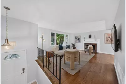 523 Greendale Ave, Needham, MA 02492 - Photo 7