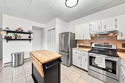 235 Winthrop St #1102, Medford, MA 02155 - Photo 7