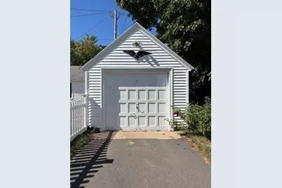 23 Keefe Avenue, Holyoke, MA 01040 - Photo 3