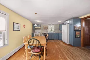 28 Mayflower St, Plymouth, MA 02360 - Photo 9