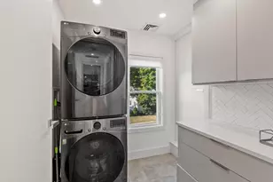 32 Coolidge Ave, Peabody, MA 01960 - Photo 27