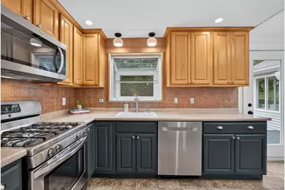 9 Dawn Drive, Chelmsford, MA 01824 - Photo 7