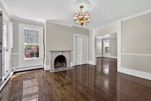 12 Crown St, Worcester, MA 01609 - Photo 3