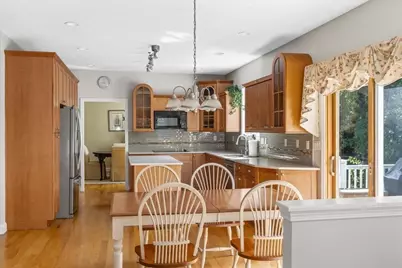 100 Eagle Rock Rd, Stoughton, MA 02072 - Photo 11