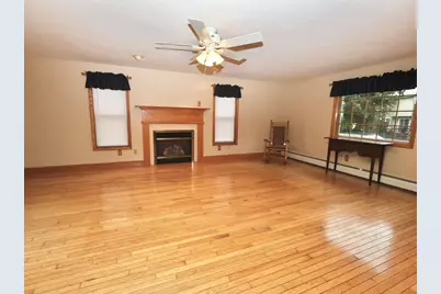 133 Whipple St, Worcester, MA 01610 - Photo 11