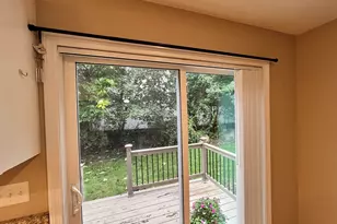 17 Arcade St, Northbridge, MA 01588 - Photo 9