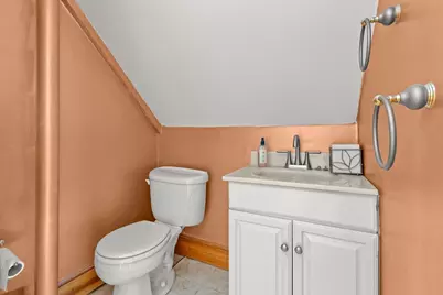 21 Buxton St, Peabody, MA 01960 - Photo 33