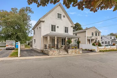 21 Buxton St, Peabody, MA 01960 - Photo 1