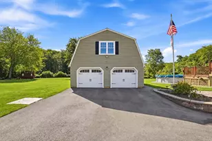 81 Rochdale St, Auburn, MA 01501 - Photo 3