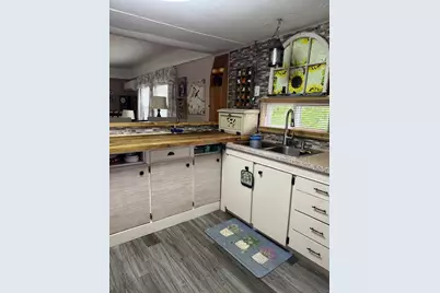 19 Third Ave, Ware, MA 01082 - Photo 3