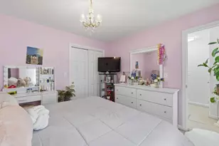 124 Locust St, Haverhill, MA 01830 - Photo 23