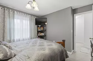 124 Locust St, Haverhill, MA 01830 - Photo 17
