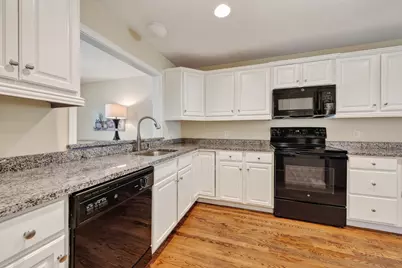 877 Auburnville Way #C2, Whitman, MA 02382 - Photo 5