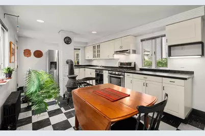 89 Dover St, Somerville, MA 02144 - Photo 9