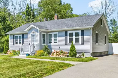 728 Pleasant St, Attleboro, MA 02703 - Photo 5