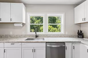 728 Pleasant St, Attleboro, MA 02703 - Photo 19